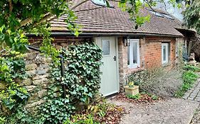 Central Thame Cottage