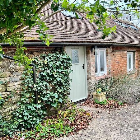 Central Thame Cottage Exterior photo